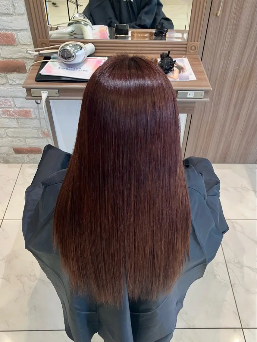 ロング カラー ☂️Ash 新杉田☂️山本のヘアスタイル