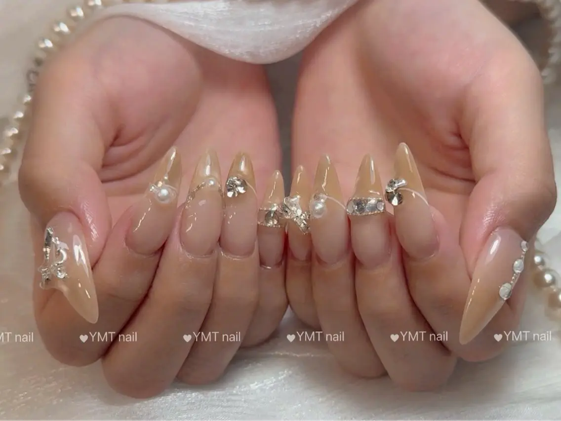 ネイル 長さ出し フットネイル ジェルネイル 韓国ネイル マグネットネイル ハンドネイル YMT NailStudioのネイルデザイン