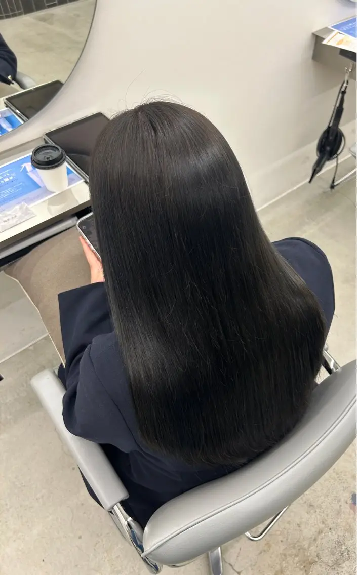 ロング カラー 阿部 美波のヘアスタイル
