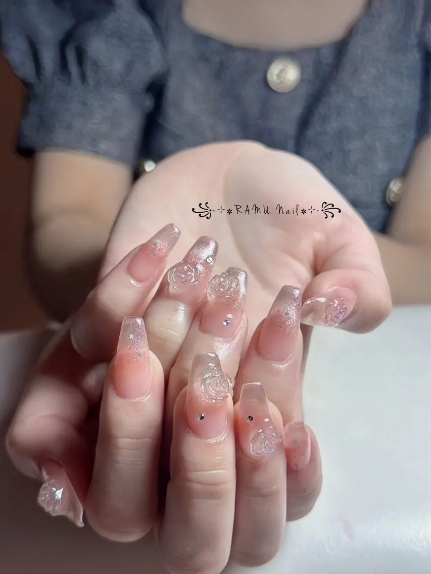 ネイル キラキラネイル マグネットネイル ミラーネイル ピンク 夏ネイル ハンドネイル RAMU Nail 恵比寿店のネイルデザイン