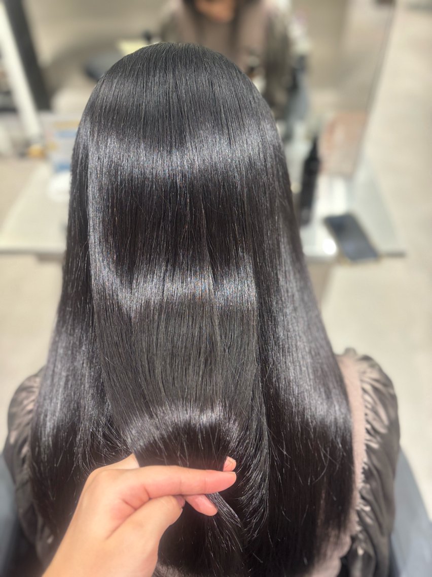 ロング ヘアカラー トリートメント 艶カラー /マツエク / LoLo.みかのマツエク・マツパデザイン