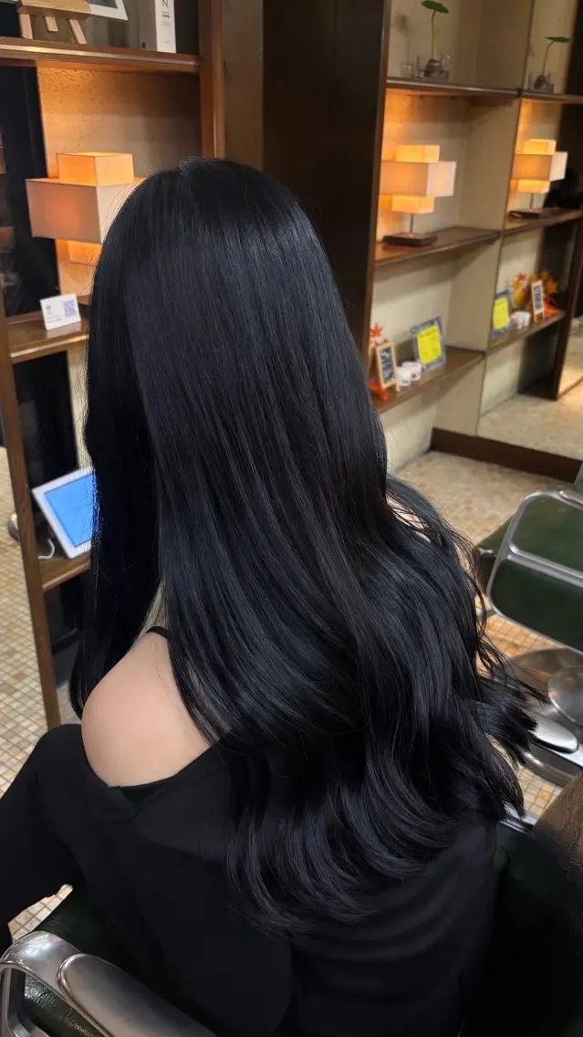 ロング カラー 笹崎 彩織のヘアスタイル