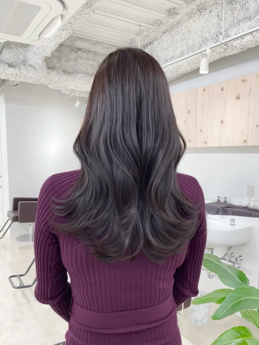 ロング カラー カット ヘアカラー トリートメント ヘアセット 新宿/韓国ヘア/ 髪質改善ストレートのヘアスタイル
