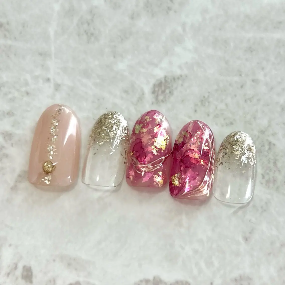 ネイル 桜ネイル ラメ(グリッター) ニュアンスネイル なが さきのネイルデザイン