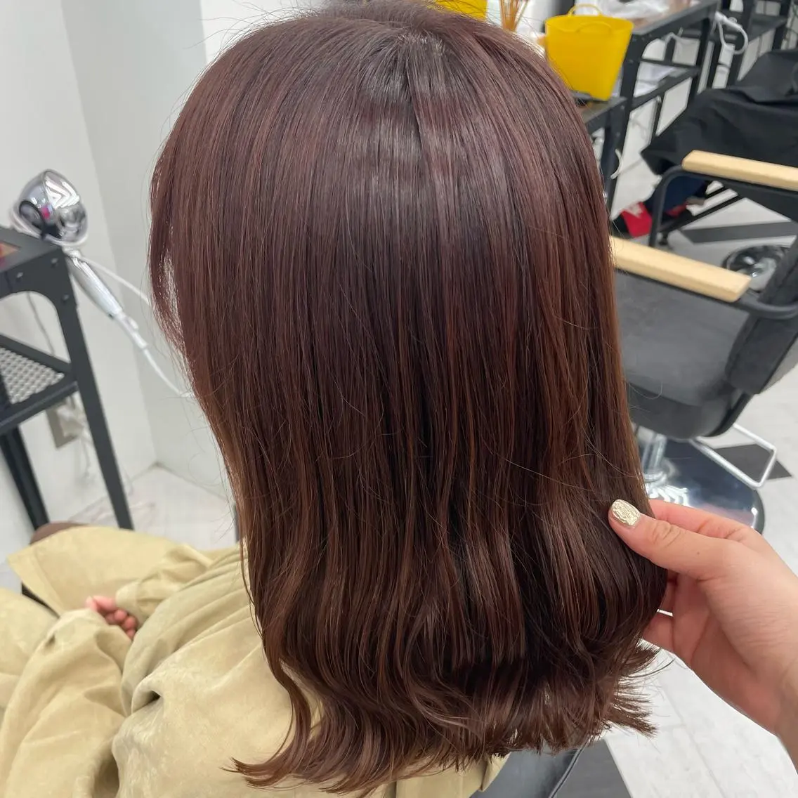ショート カラー パーマ ヘアアレンジ メンズ キッズ ネイル マツエク・マツパ アイブロウ ブラウンカラー ピンクカラー ピンクブラウン カラーマツエク ブラウン mona/ ストレートスタイル✨のヘアスタイル