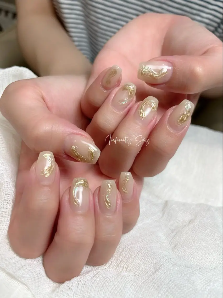 ネイル アートネイル ミラーネイル シンプルネイル infinity skyのネイルデザイン