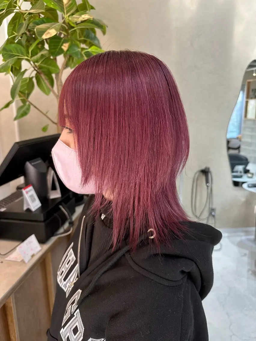 ミディアム カラー Shiro RENのヘアスタイル