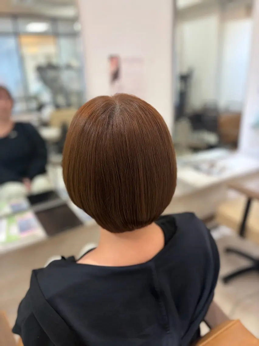ショート カラー ブラウンカラー ナチュラルブラウン カット ヘアカラー あいみ ♬.*ﾟのヘアスタイル