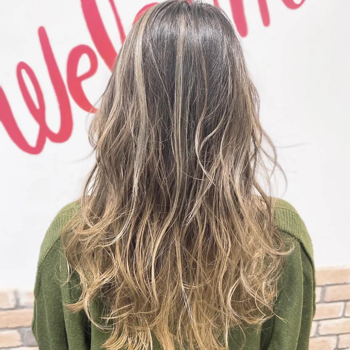 ロング カラー ヘアカラー トリートメント 加藤 琢也のヘアスタイル