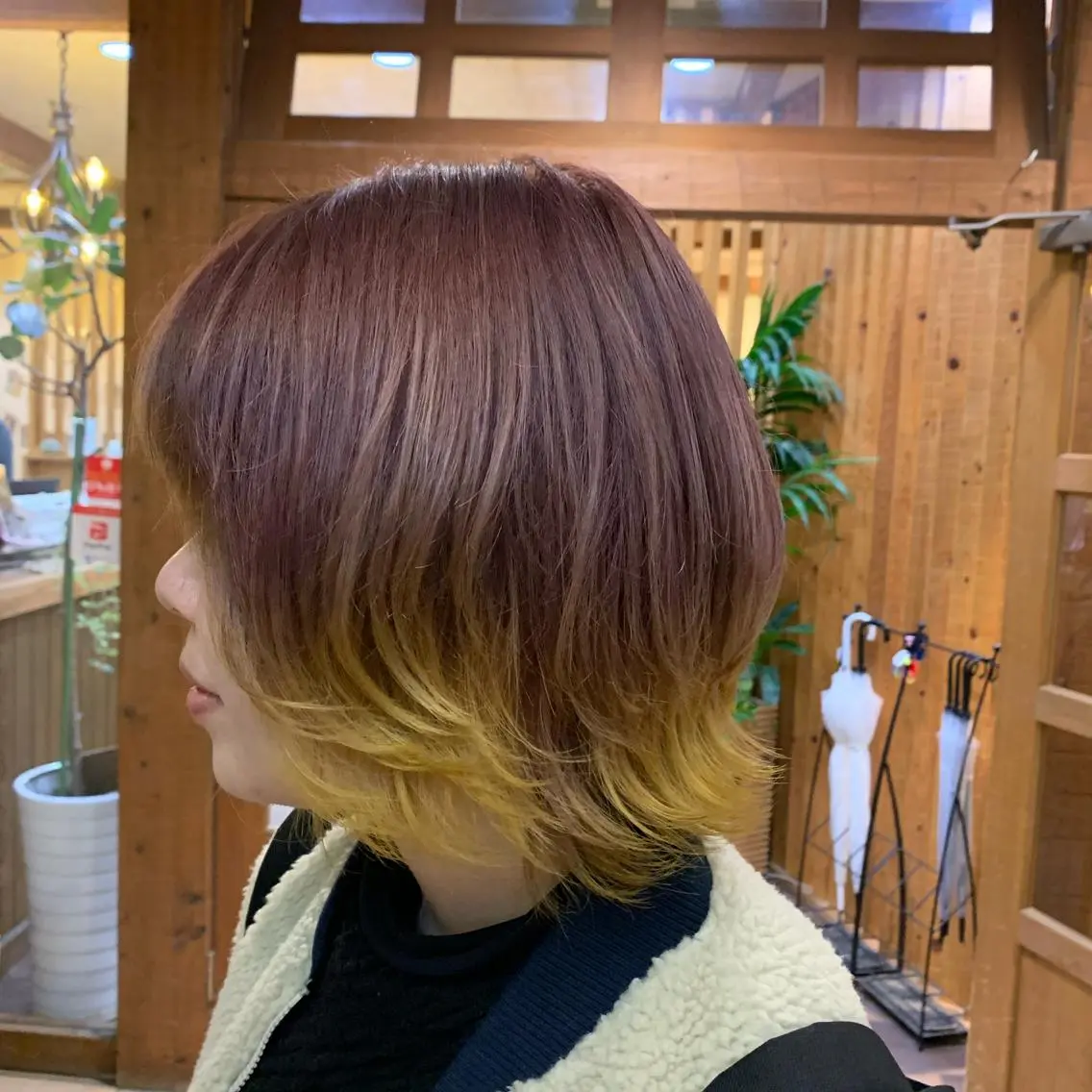 ショート カラー デザインカラー mizuho .のヘアスタイル