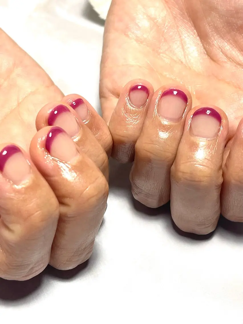 当店オフ　オフなし　フレンチネイルの写真
