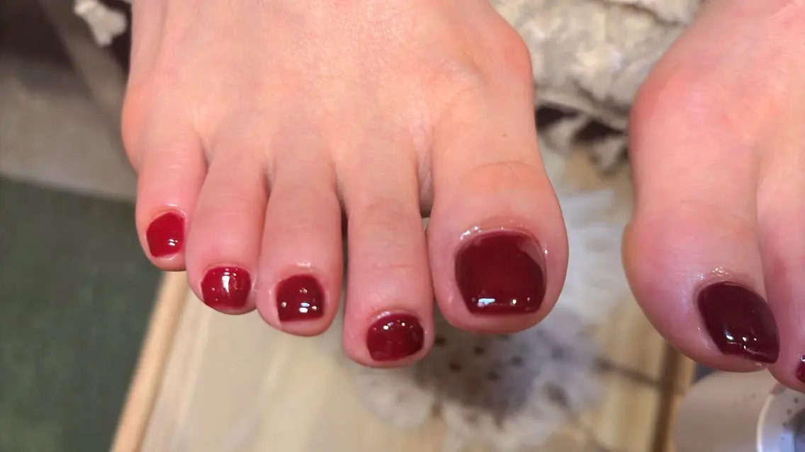 ネイル フットネイル ワンカラーネイル Shadow nailのネイルデザイン