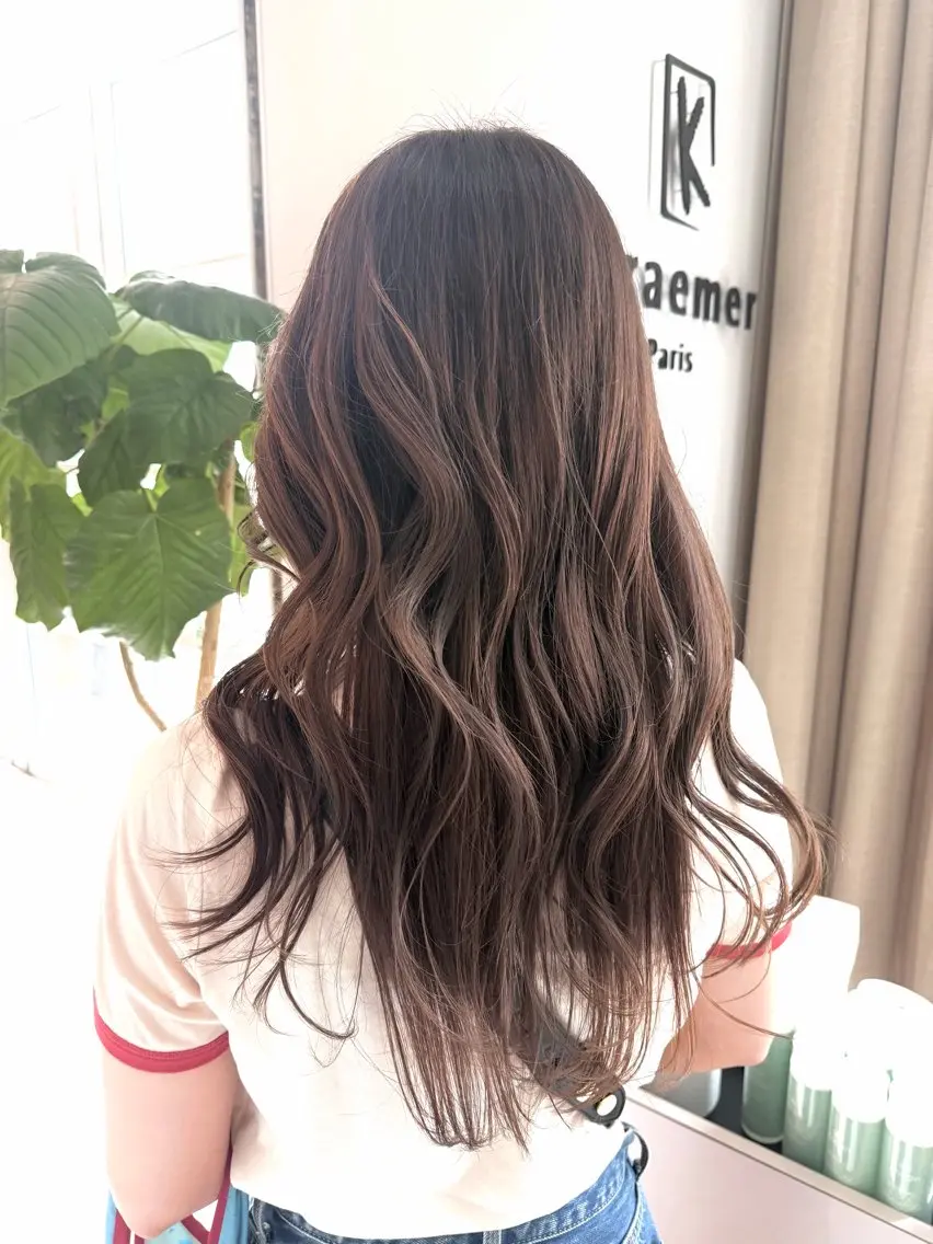 ロング ヘアカラー トリートメント 合庭 柚のヘアスタイル