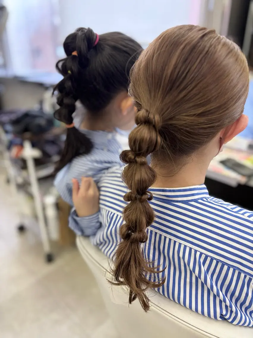 ロング カラー ヘアアレンジ 透明感カラー グレージュ ヘーゼル むとう ひろみのヘアスタイル