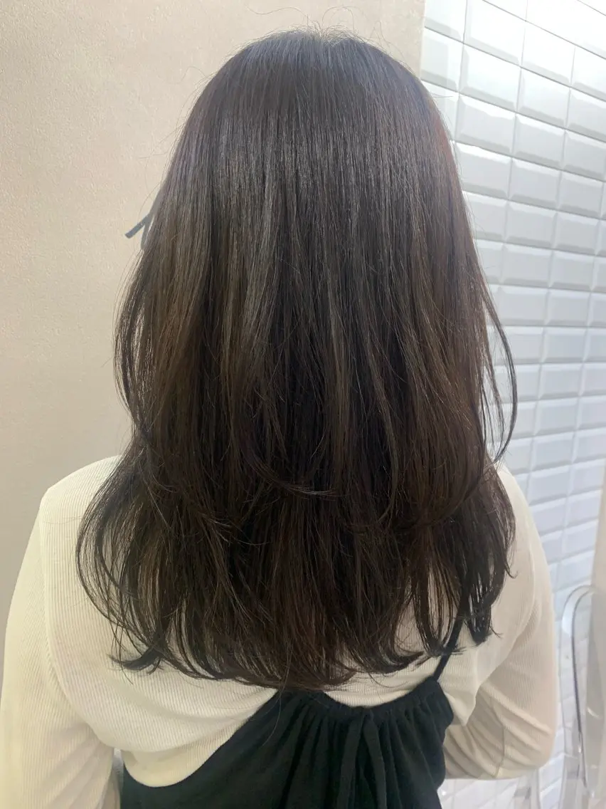 ロング レイヤーカット カット トリートメント hubhair レイヤー/透明感のヘアスタイル