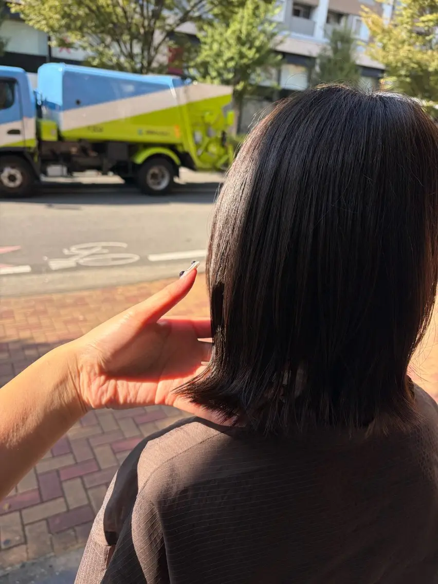 ミディアム ボブ 外ハネヘア カット ヘアカラー ふくむら ゆうかのヘアスタイル