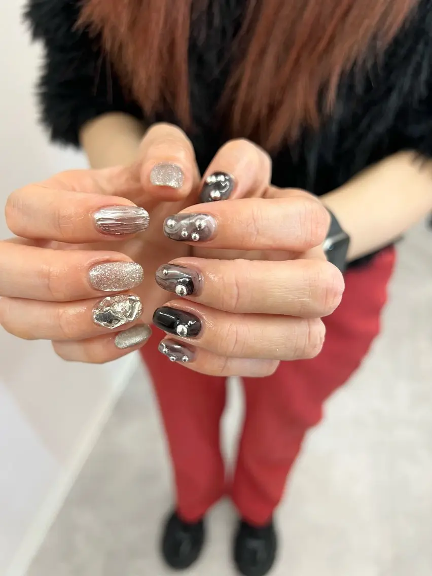 ネイル フレンチネイル ジェルネイル マグネットネイル ニュアンスネイル パラジェル ハンドネイル ハンドケア Bana_ Nailのネイルデザイン