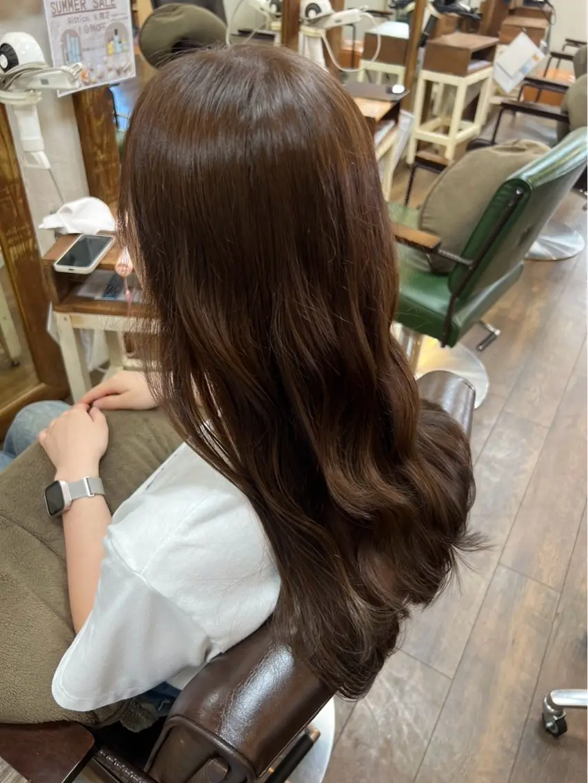 カラー ベージュカラー ブラウンカラー 三宅　デザインカラー 透明感カラー✨のヘアスタイル