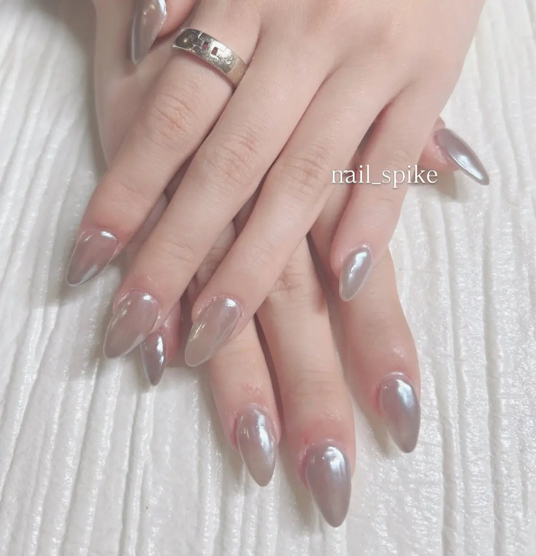 ネイル ミラーネイル nail spikeのネイルデザイン