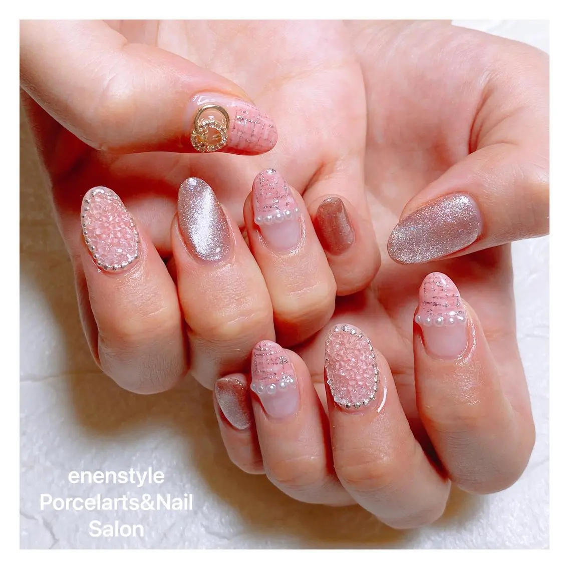 ミディアム ネイル 🐾enen style 🐾のネイルデザイン