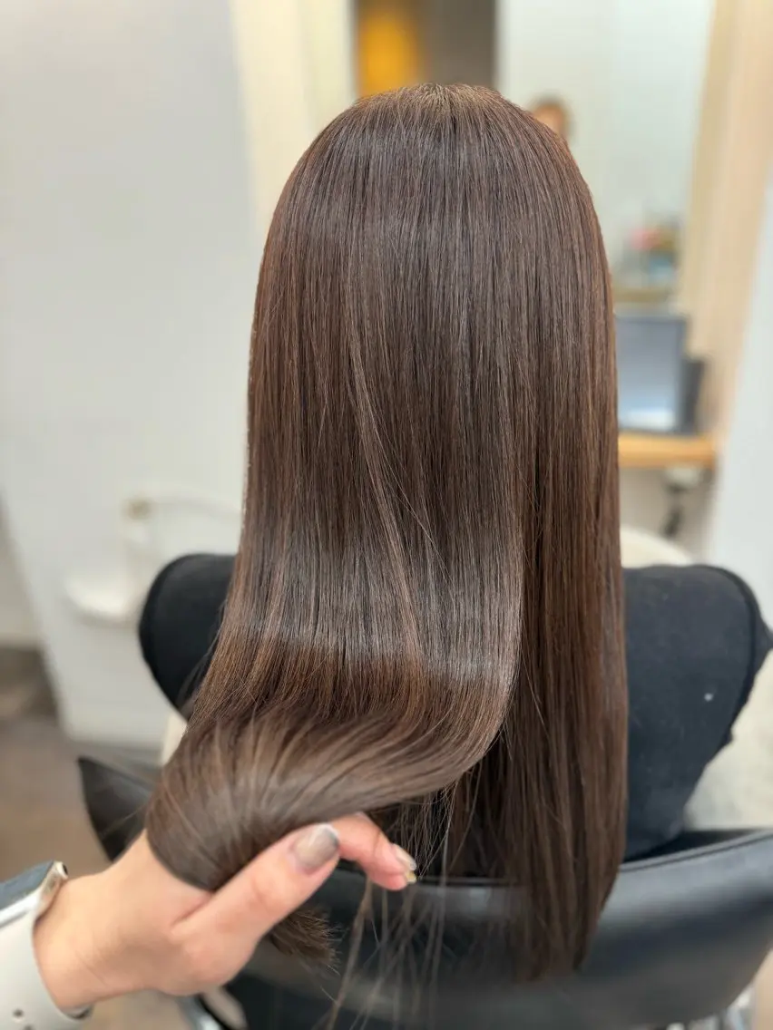 ロング カラー ヘアカラー トリートメント WISTERIA P LUS1 ikumiのヘアスタイル