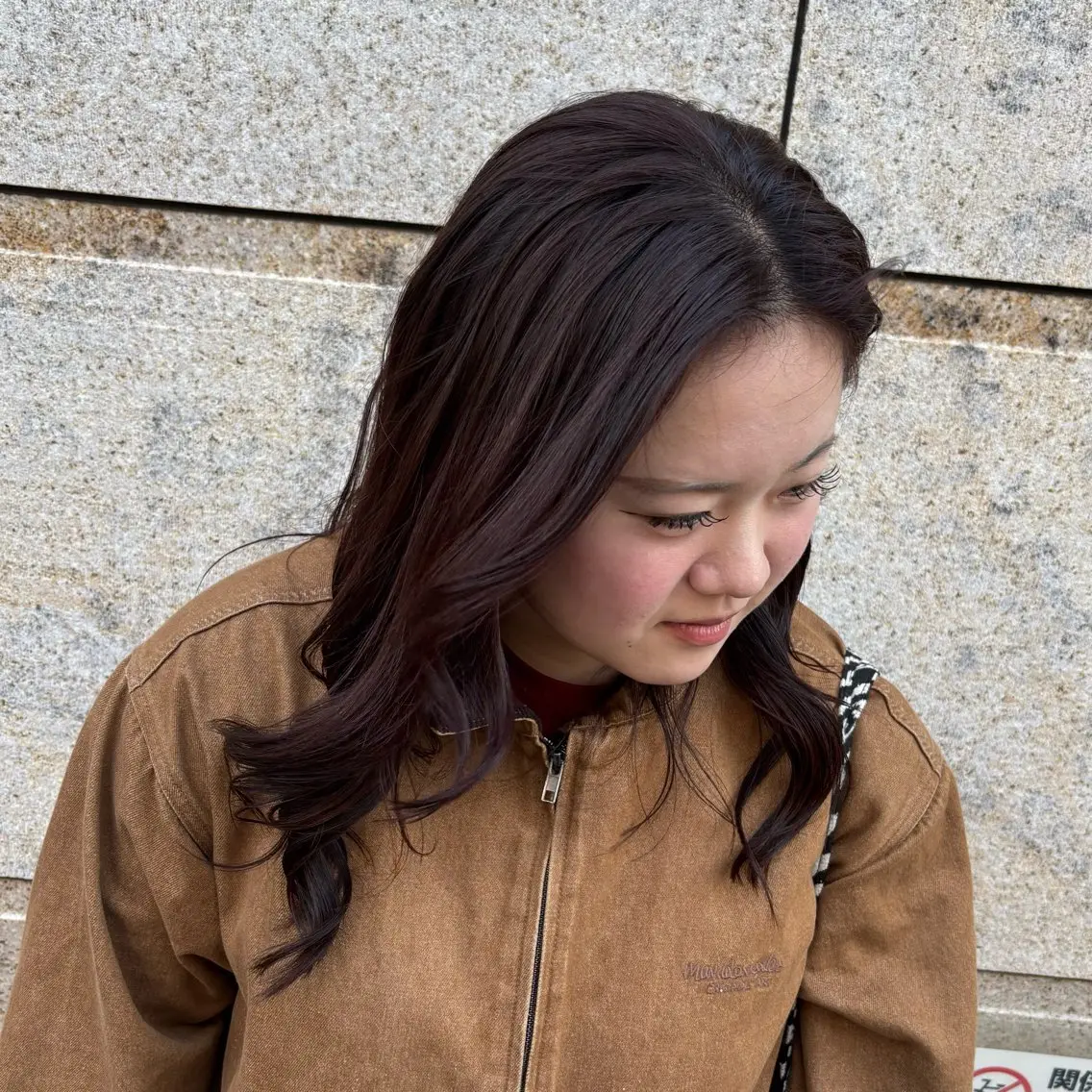 カラー 新原 陽那のヘアスタイル