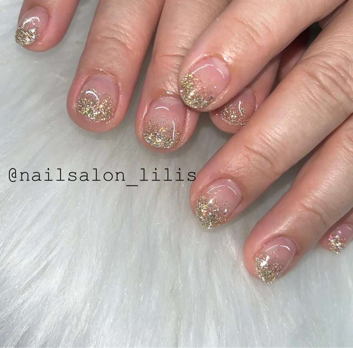 ネイル フラッシュネイル グラデーション ハンドネイル nailsalon Lilisのネイルデザイン