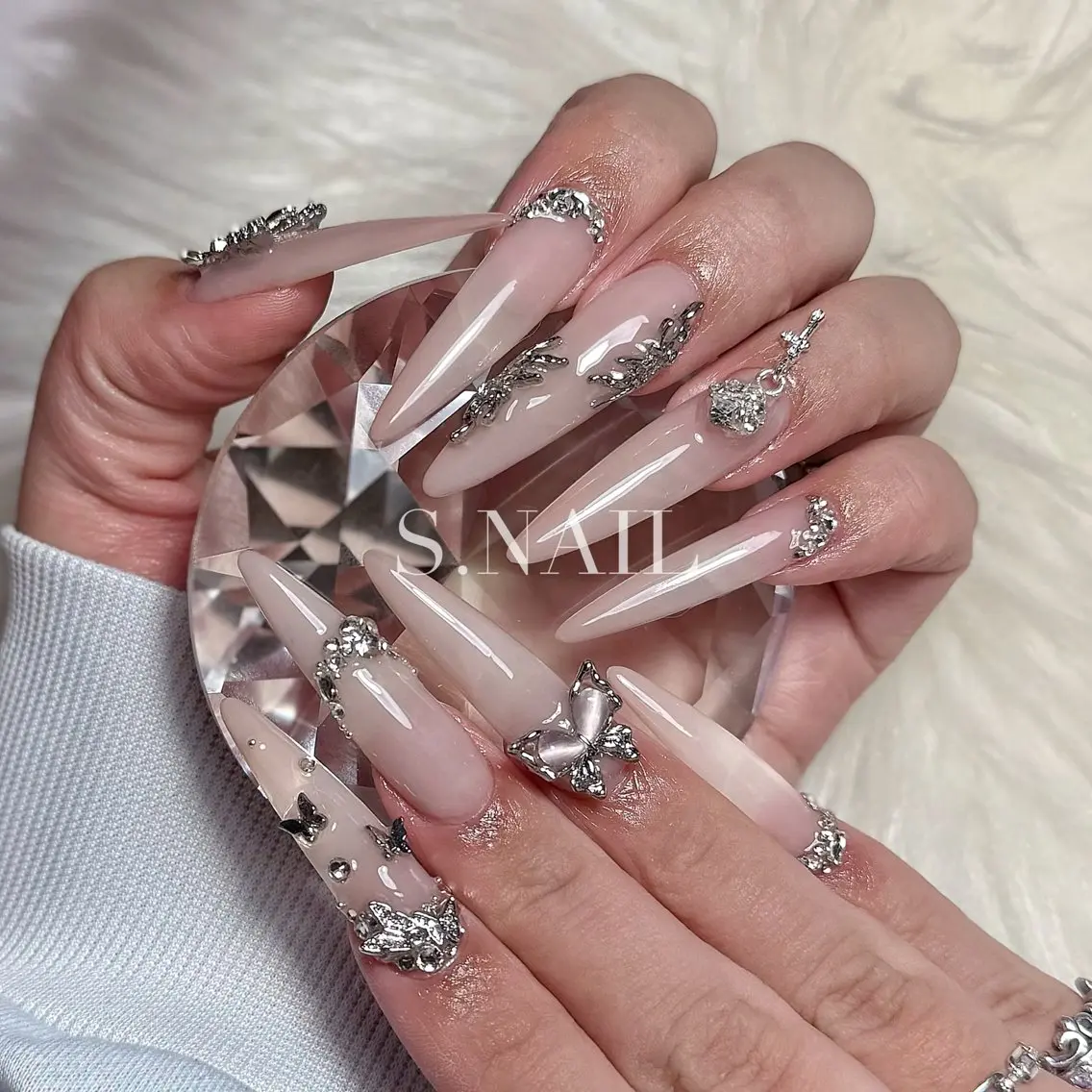 ネイル ハンドネイル S.NAIL Suuのネイルデザイン