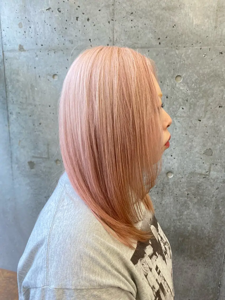 セミロング カラー 🌈艶ハイトーン特化 🌈NOZOMUのヘアスタイル