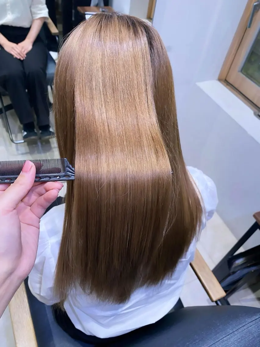 ロング トリートメント 井出 くるみのヘアスタイル