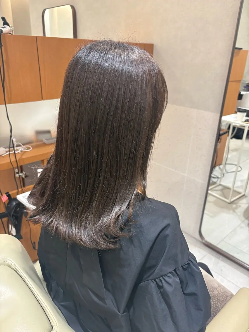 ミディアム カラー ブリーチ 透明感カラー ブリーチなしカラー ヘアカラー 外間 智恵のヘアスタイル