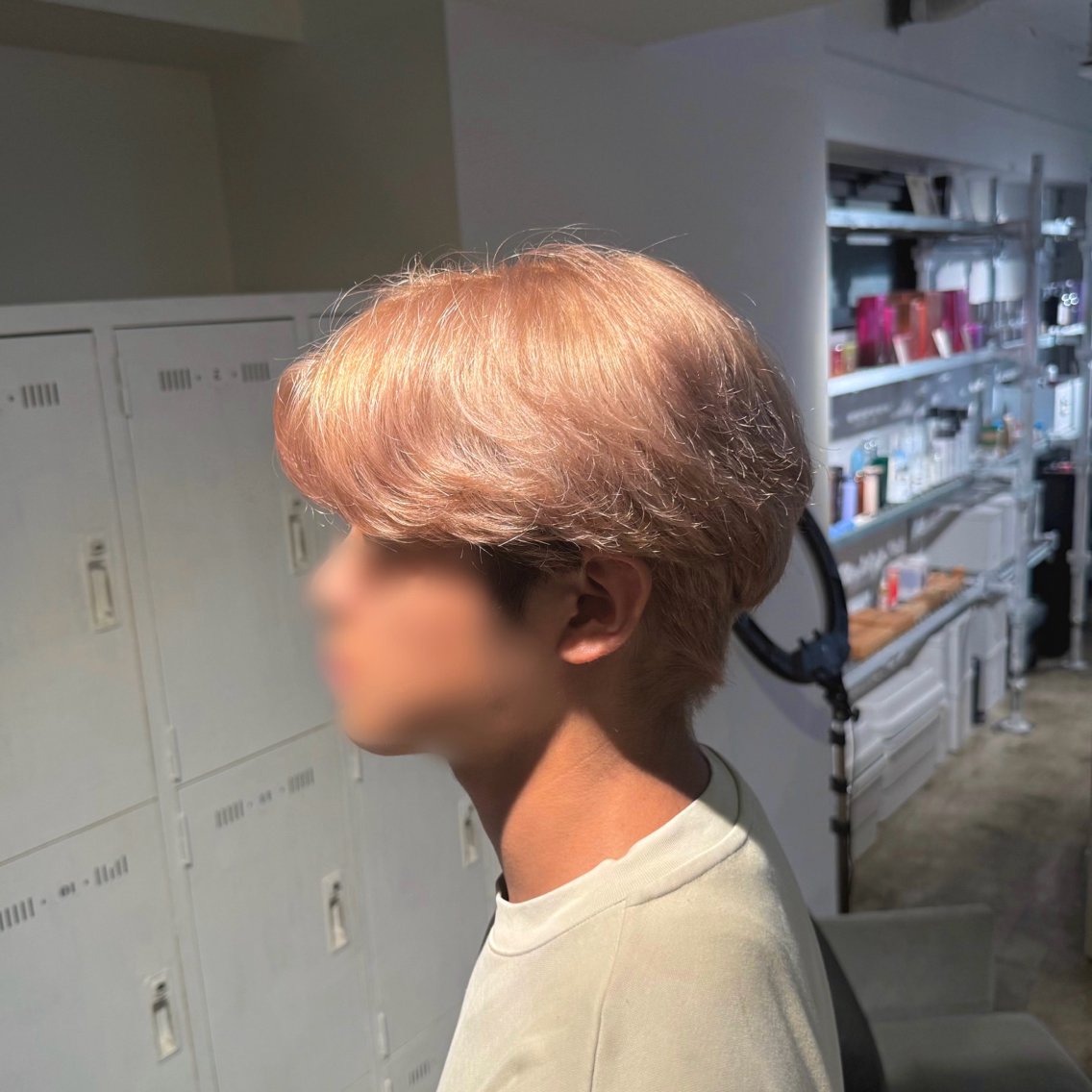 ショート カラー メンズ メンズブリーチ ベージュカラー ブリーチ ミルクティーベージュ ホワイトミルクティーベージュ ヘアカラー トリートメント 🫧艶髪縮毛矯正/ 透明感カラー/みきのヘアスタイル