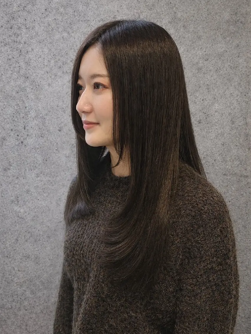 ロング カラー ロングレイヤー レイヤーカット ロング カット ヘアカラー トリートメント terra✂️川嶋 大輔のヘアスタイル