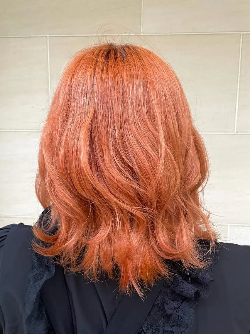 ミディアム カラー ヘアカラー トリートメント 透明感/ハイトーン ／レッドカラー🍓のヘアスタイル