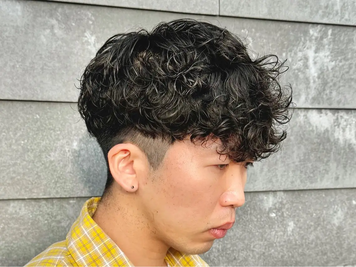 パーマ メンズ スペインカール カット パーマ 内山 翔太のヘアスタイル