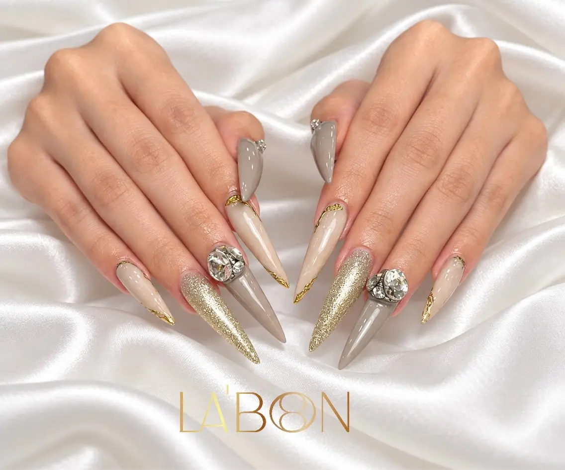 ネイル アートネイル ジェルネイル キラキラネイル 韓国ネイル ロングネイル Labon Nails Artのネイルデザイン