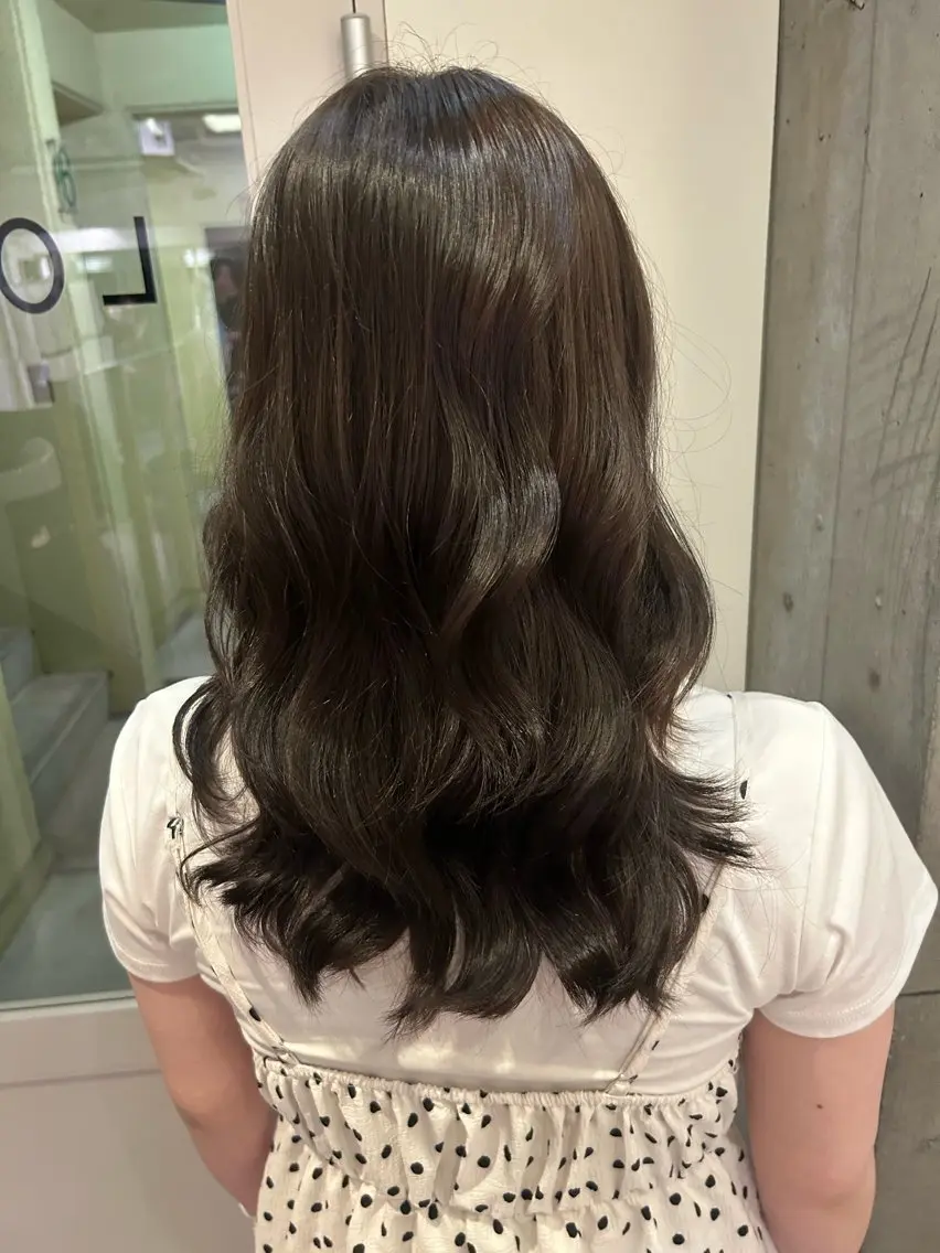 セミロング カラー トリートメント 透明感似合わせカラー 🍀あかり🍀のヘアスタイル