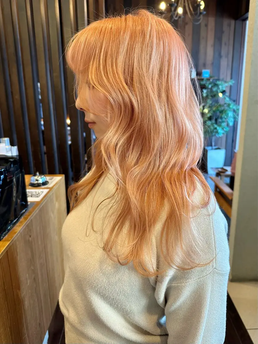 セミロング ヘアカラー 具志 正太のヘアスタイル