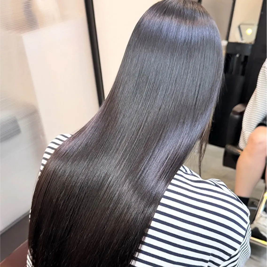 ロング ブリーチ縮毛矯正/ 複雑履歴🉑/タイチのヘアスタイル
