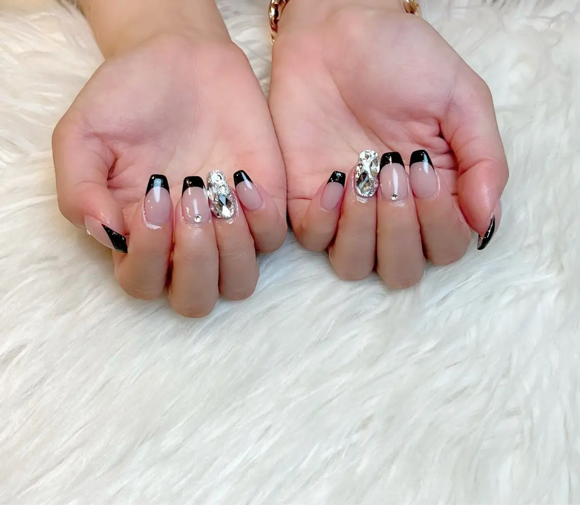 ネイル Lino+ ネイル&よもぎ蒸しのネイルデザイン