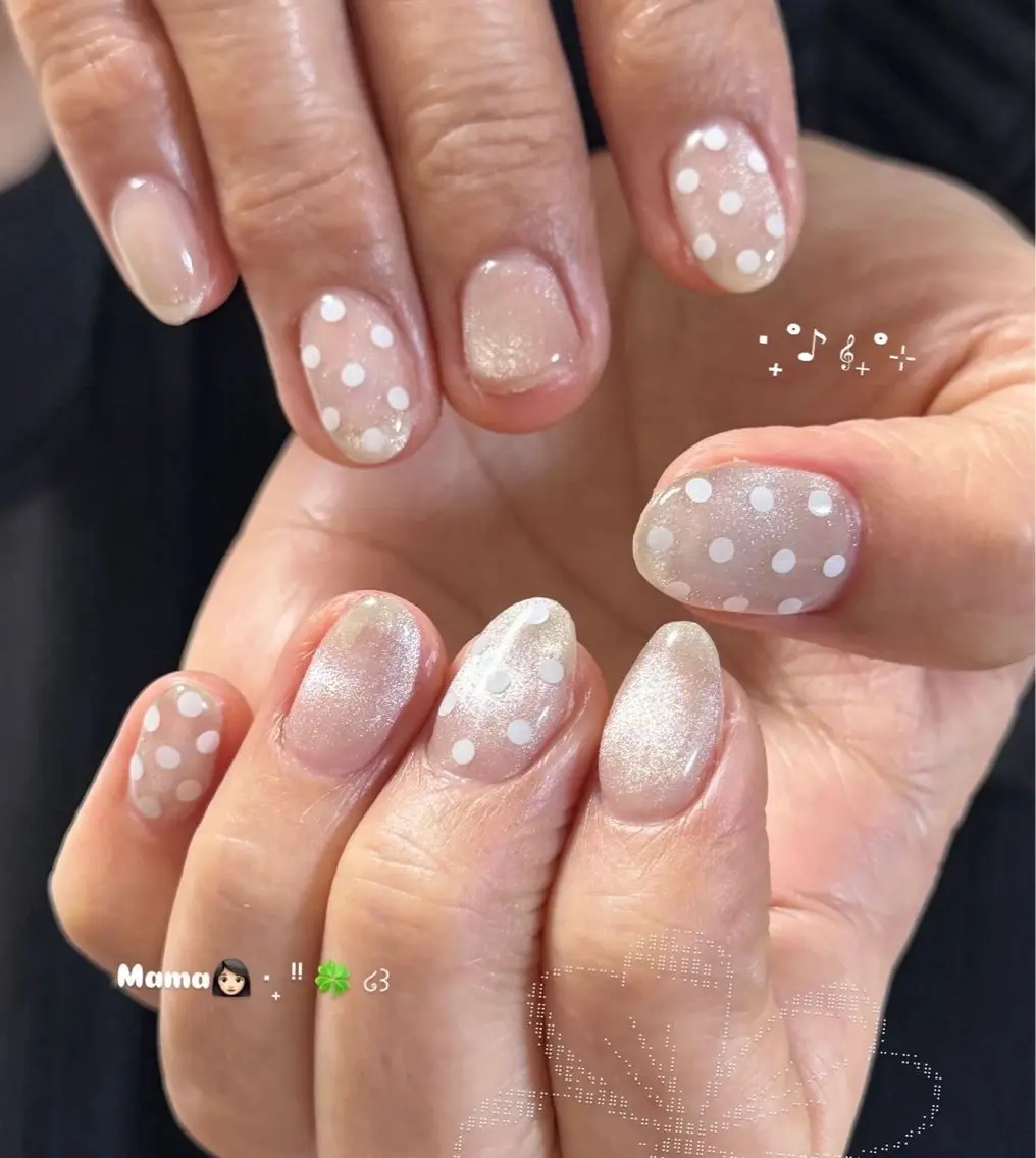 ネイル ドット マグネットネイル One HINATAのネイルデザイン