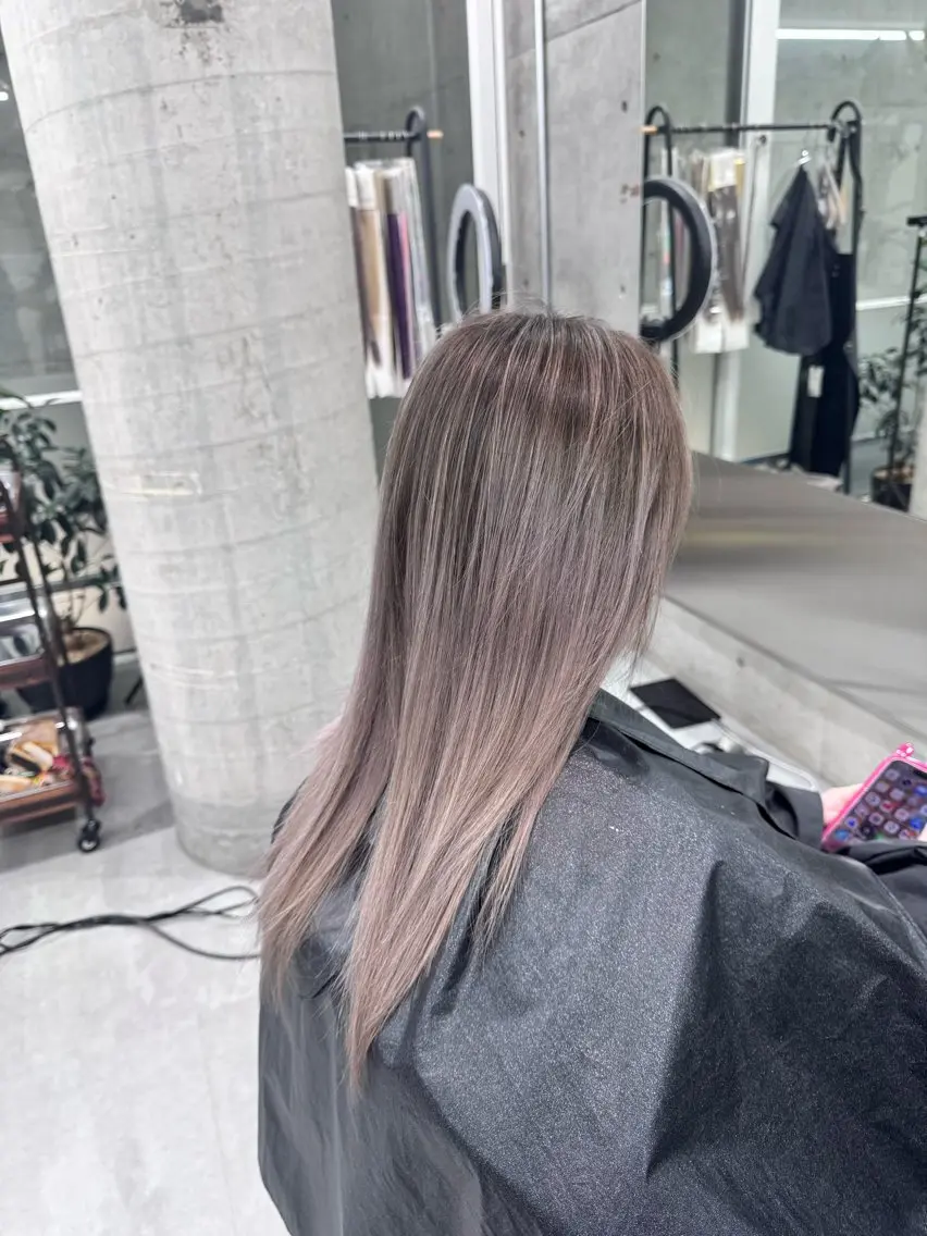 ロング カラー ブリーチ ヘアカラー トリートメント 艶髪✨ブリーチ職人 yasuのヘアスタイル