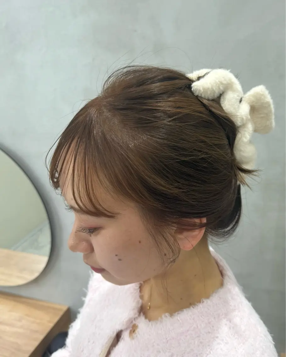 ミディアム カット ヘアカラー 透け感カラー/ SUのヘアスタイル
