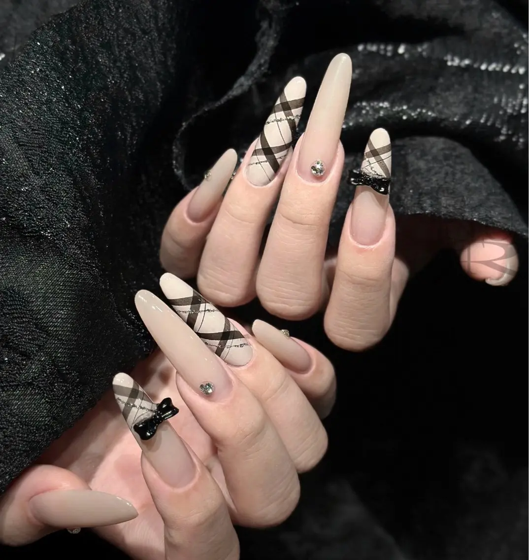ネイル Nailグリン 🍑のネイルデザイン