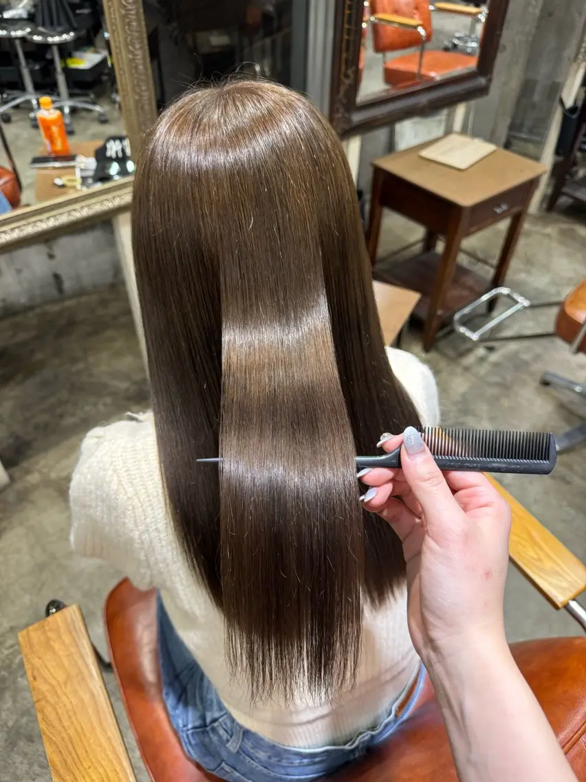 ロング 縮毛矯正 艶カラー/髪質改善 🩶Yukiのヘアスタイル