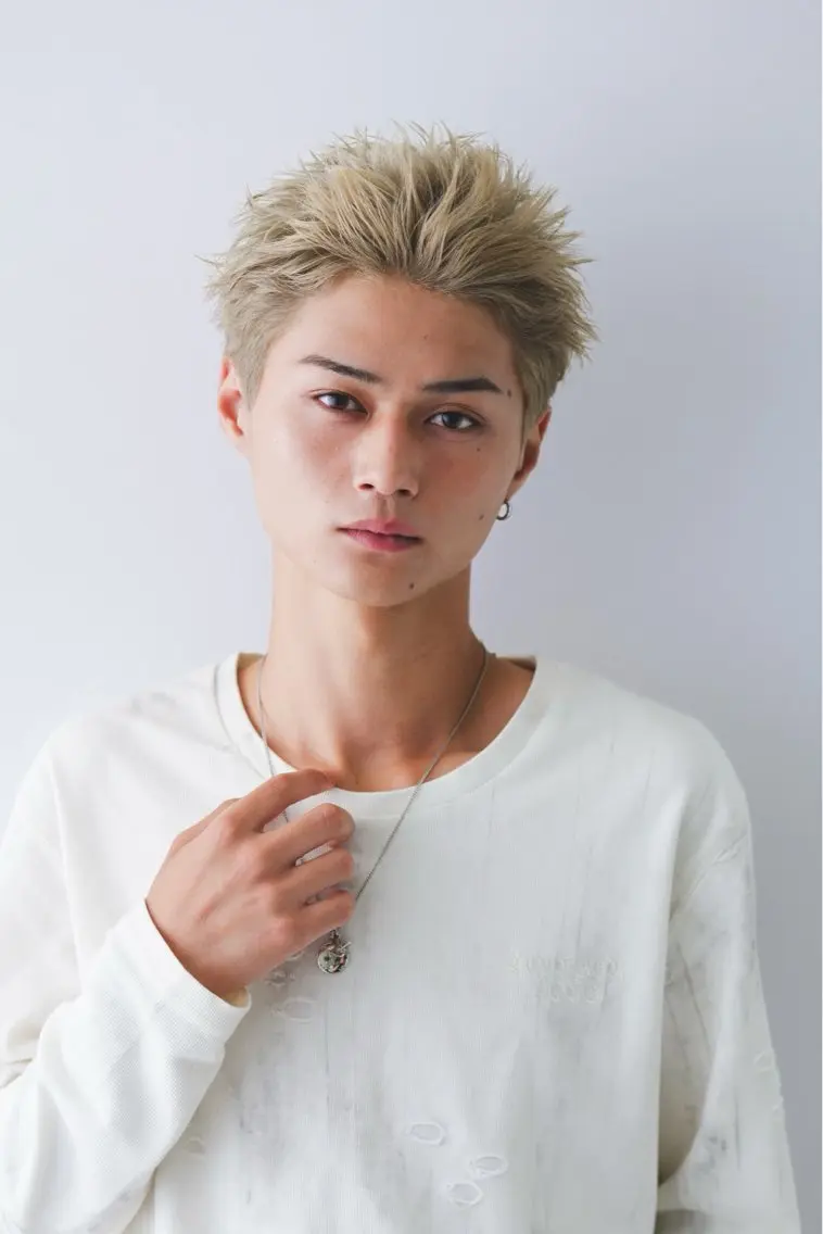ショート 飯塚 美羽のヘアスタイル