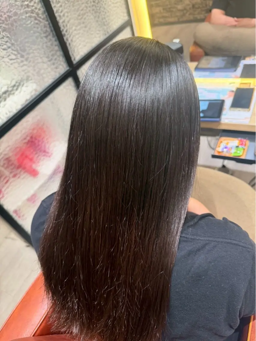 ロング 縮毛矯正 川島 捺のヘアスタイル
