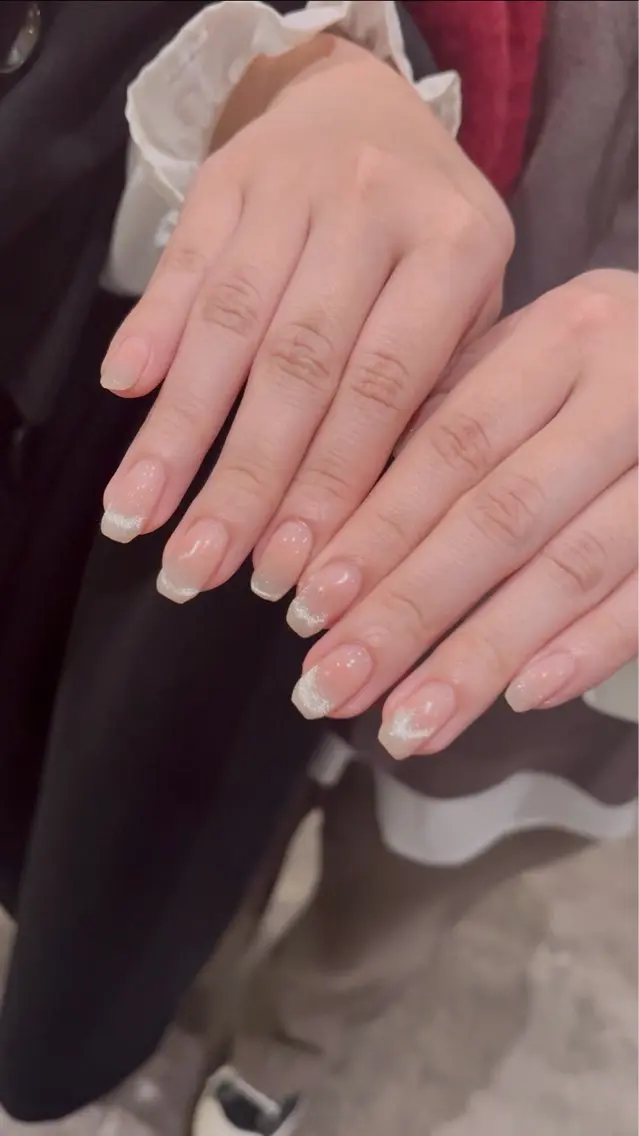 ネイル チークネイル マグネットネイル ハンドネイル ハンドケア モンタナ nailのネイルデザイン