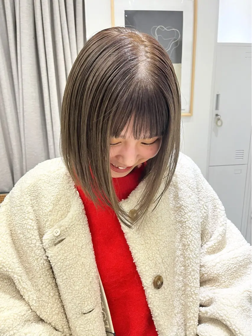 ミディアム 透明感カラー👑 井上美乃里のヘアスタイル