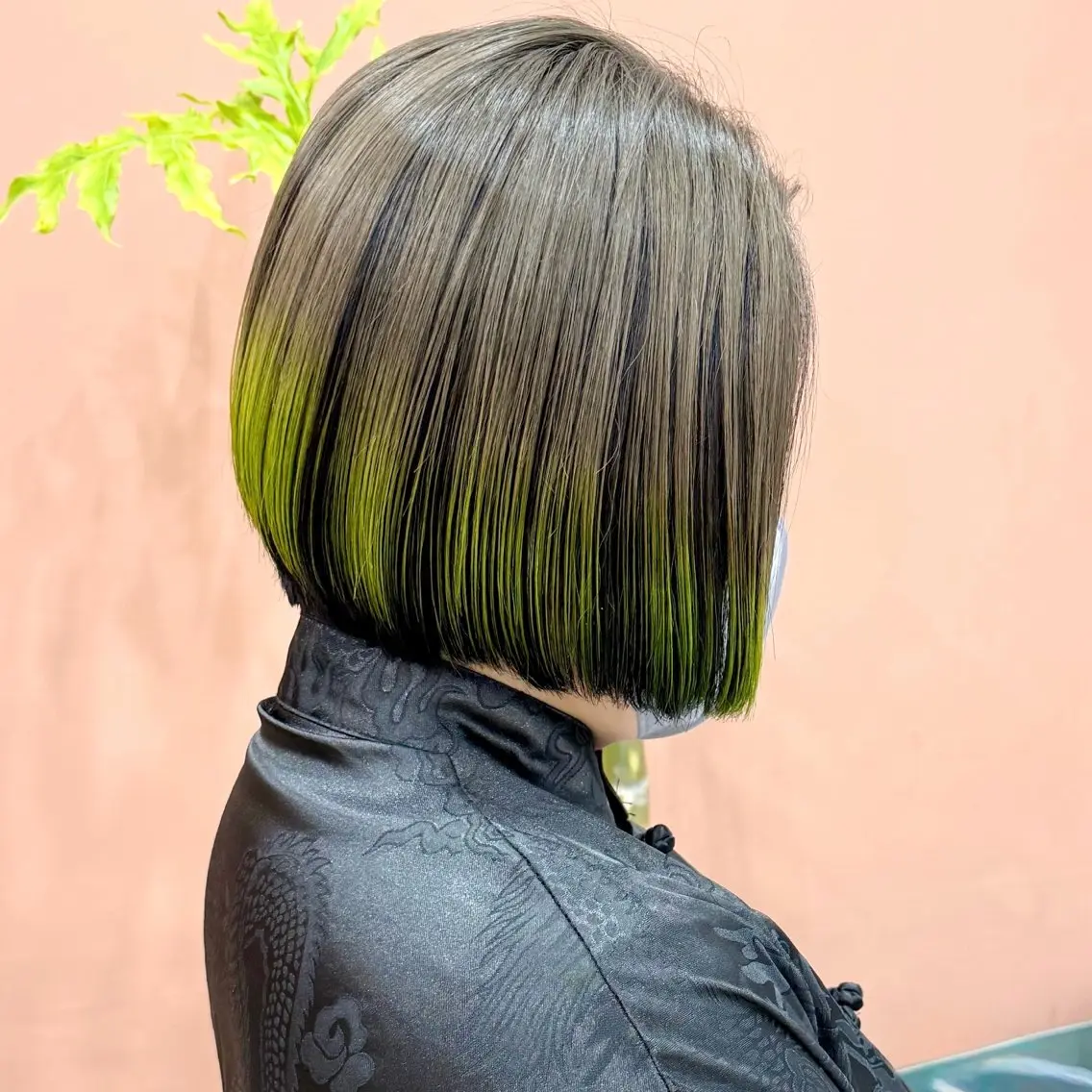 ショート カラー ブリーチ カット ヘアカラー 艶ブリーチカラー✨ ボブレイヤーSakiのヘアスタイル